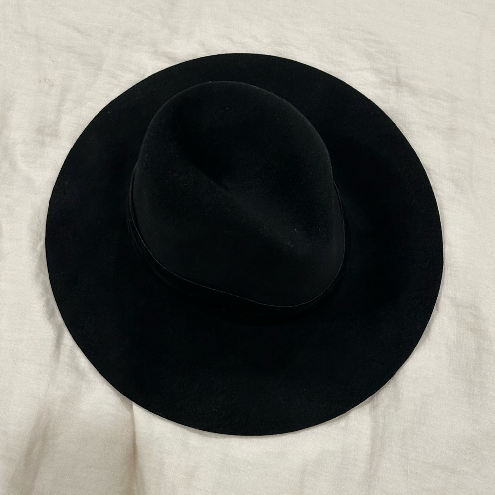 Janessa Leone Packable Wool Hat - Picture 4 of 8